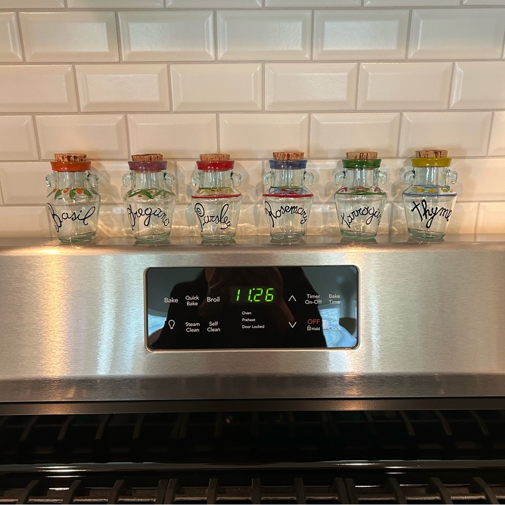 Six spice jars